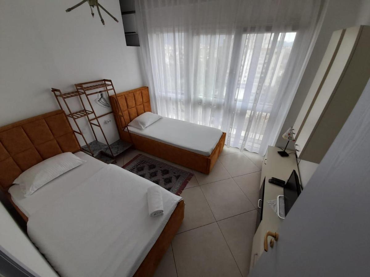 Guesthouse Bela Tirana Exterior photo